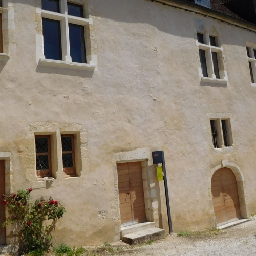 Façade de l'hostellerie (dit cellier des moines)